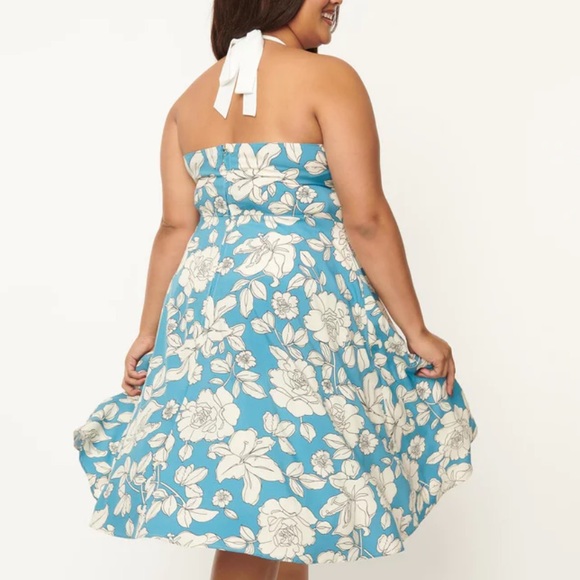 This halter top dress is blue and white floral print and very soft. - Picture 6 of 6